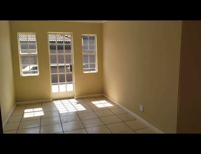 4 BEDROOM DUPLEX FOR SALE IN EQUESTRIA